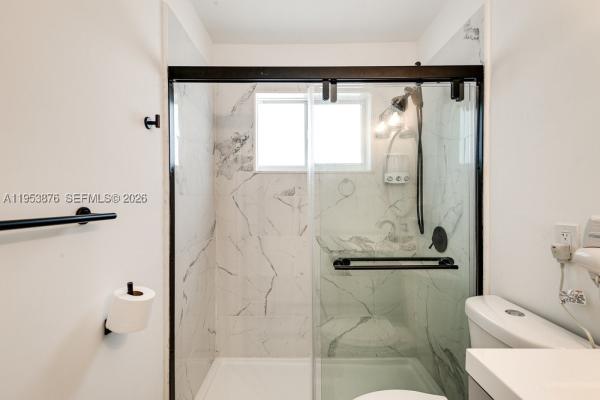 Royal Palm Vista, 601 NE 2nd St, Dania Beach, Florida 33004, image 2