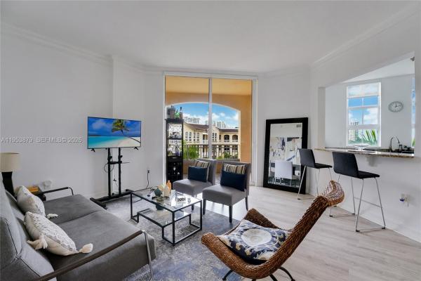Alaqua, 3001 NE 185th St #612, Aventura, Florida 33180, image 2