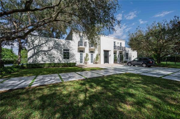 Briercliff, 6355 SW 114th St, Pinecrest, Florida 33156, image 2