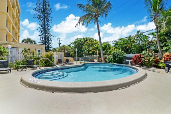 Ocean Sunrise, 2400 NE 9th St #201, Fort Lauderdale, Florida 33304, image 2