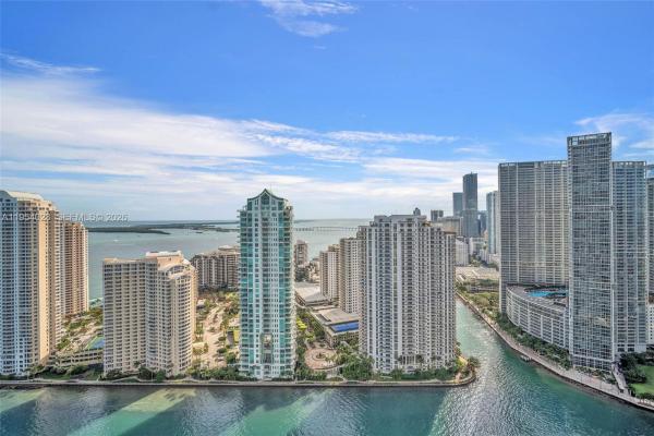 One Miami West, 325 S Biscayne Blvd #PH-17, Miami, Florida 33131, image 3