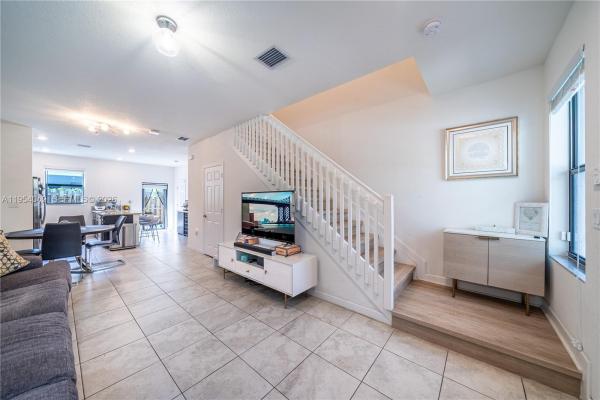 The Edge On 15th By Lennar, 1540 SW 28th St, Fort Lauderdale, Florida 33315, image 2