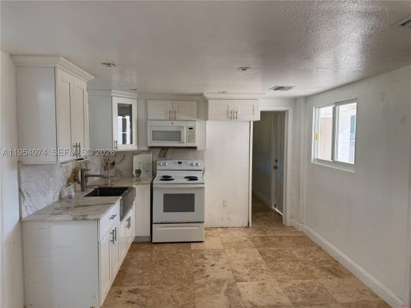 Redland No HOA, 19950 SW 228th St, Redland, Florida 33170, image 3