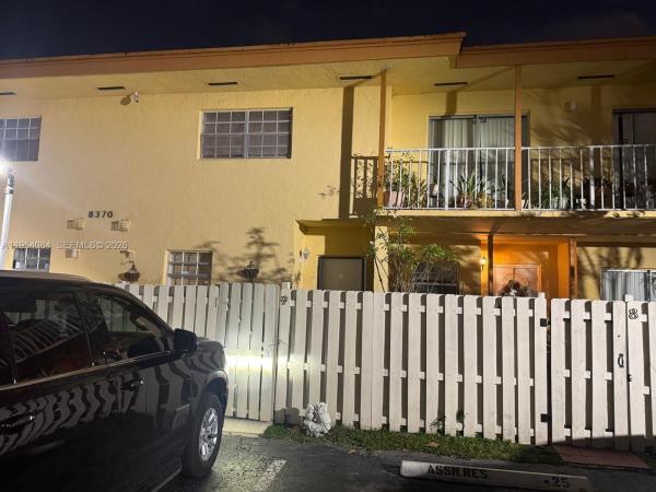 8370 SW 154th Ave #9, Unincorporated Dade County, Florida 33193, image 1