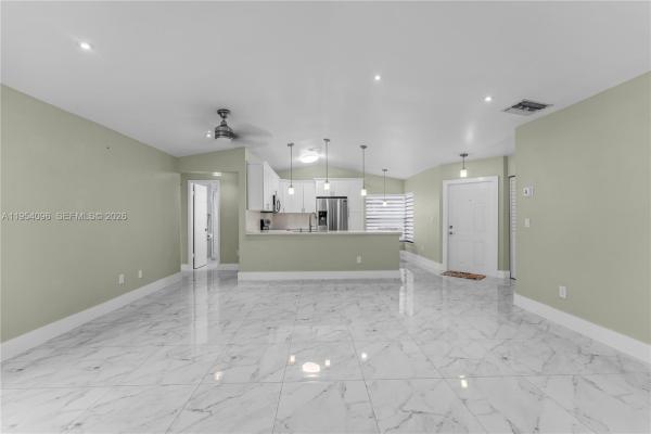 Westwind Lakes Garden Homes, 6445 SW 152nd Circle Pl #6-45, Kendall West, Florida 33193, image 3