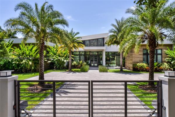 Helms Country Estates, 11050 SW 69th Ave, Pinecrest, Florida 33156, image 2