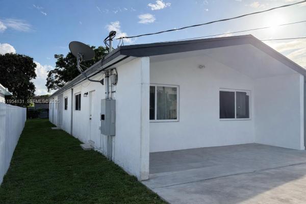 2180 NW 59th St, Unincorporated Dade County, Florida 33142, image 1