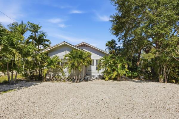 Bryan, 725 SW 2nd Ct, Fort Lauderdale, Florida 33312, image 1
