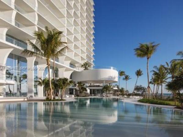Jade Signature, 16901 Collins Ave #1402, Sunny Isles Beach, Florida 33160, image 1