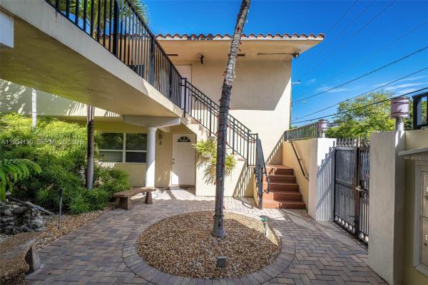 2025 Miami Rd #21, Fort Lauderdale, Florida 33316, image 1