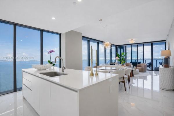 700 NE 24th St #901, Miami, Florida 33137, image 1