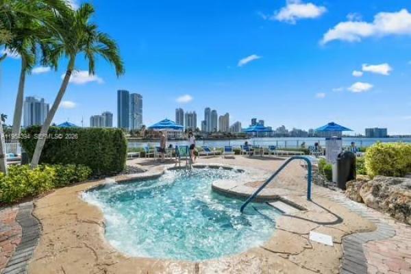 Mystic Pointe Tower 100, 19195 NE 36th Ct #2302, Aventura, Florida 33180, image 2