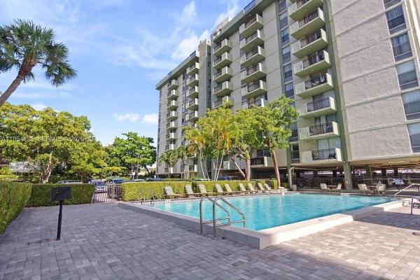 Town Square, 4848 NW 24th Ct #210, Lauderdale Lakes, Florida 33313, image 1