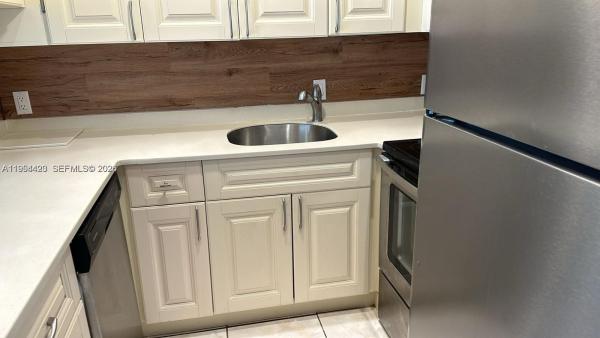 Town Square, 4848 NW 24th Ct #210, Lauderdale Lakes, Florida 33313, image 2