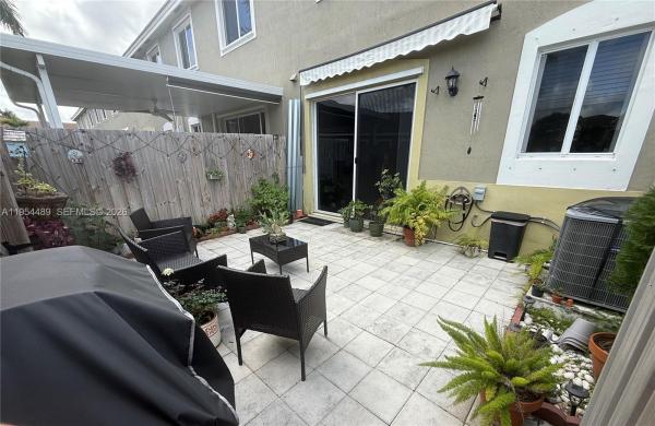 Towns At Seascape, 1043 SE 24th Ave, Homestead, Florida 33035, image 2