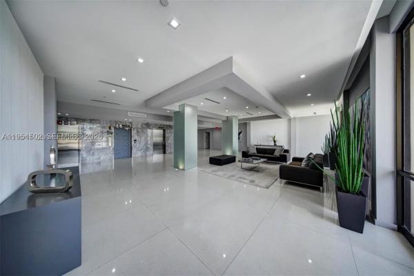 Coronado Tower 3, 20379 W Country Club Dr #1433, Aventura, Florida 33180, image 3