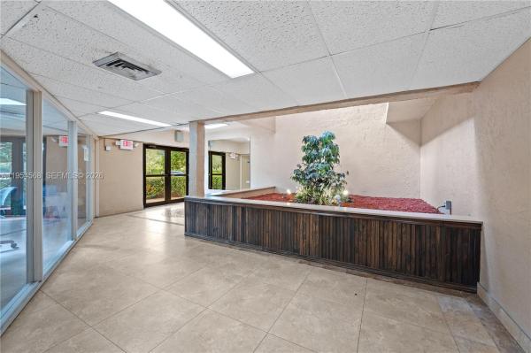 Tara Gardens, 10001 W Atlantic Blvd #218, Coral Springs, Florida 33071, image 2