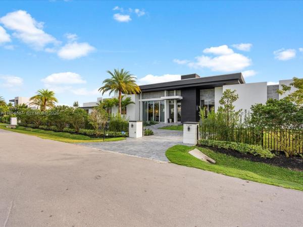 Plantation Acres Estates, 11780 NW 15th St, Plantation, Florida 33323, image 3
