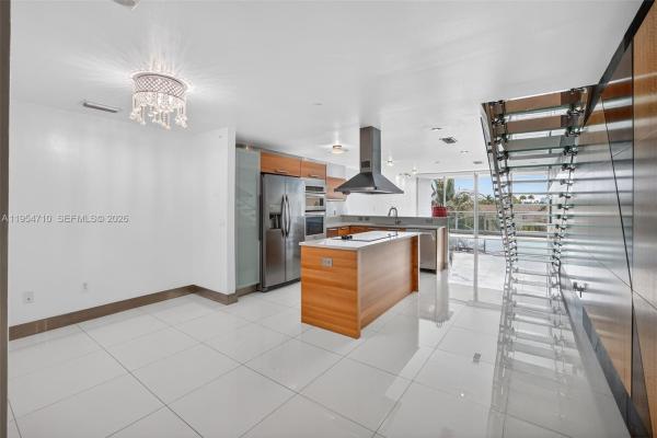 Artech Residences At Aventura, 2950 NE 188th St #302, Aventura, Florida 33180, image 1