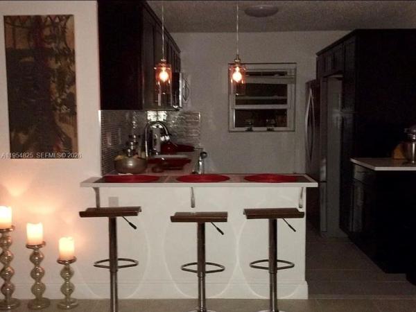 El Sol At Main Street, 4061 N Dixie Hwy #30, Oakland Park, Florida 33334, image 1