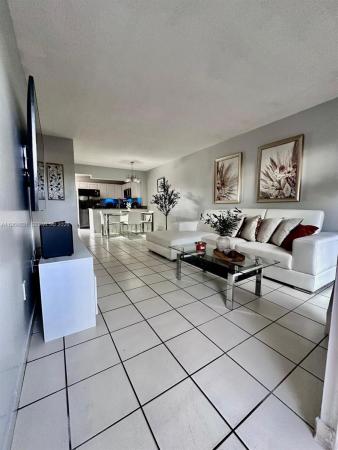 15645 SW 82nd Circle Ln #75, Unincorporated Dade County, Florida 33193, image 1