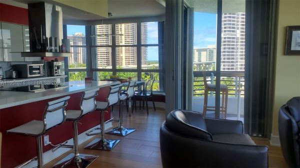 Mystic Pointe Tower 300, 3600 Mystic Pointe Dr #913, Aventura, Florida 33180, image 2