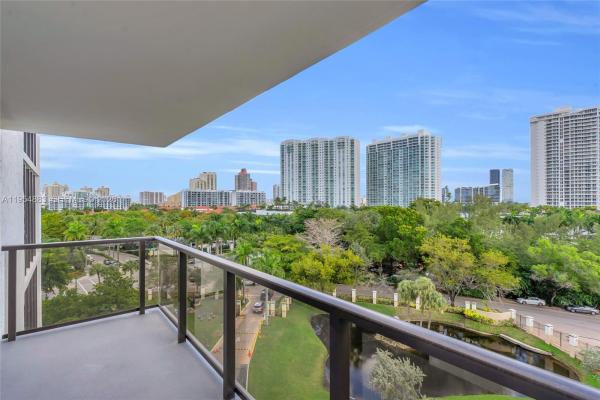 Tower At Biscayne Cove, 18181 NE 31st Ct #806, Aventura, Florida 33160, image 2