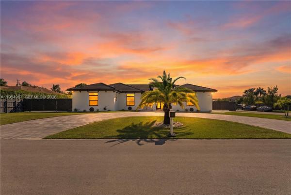 Costa Calda Estates, 1410 NW 19th St, Homestead, Florida 33030, image 2