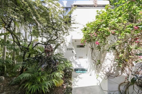 2593 Trapp Ave #3, Miami, Florida 33133, image 1