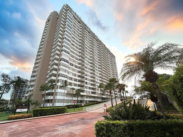 The Hemispheres, 1985 S Ocean Dr #15G, Hallandale Beach, Florida 33009, image 1