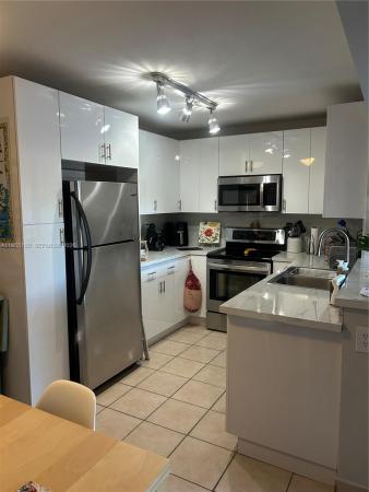 The Palms Of Pembroke, 200 Palm Cir W #104, Pembroke Pines, Florida 33025, image 1