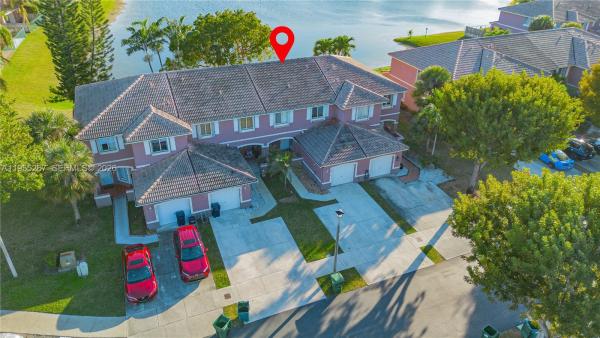16514 SW 68th Ter, Unincorporated Dade County, Florida 33193, image 3