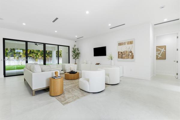 Curbelo At Old Cutler, 8221 SW 193rd Ter, Cutler Bay, Florida 33157, image 2