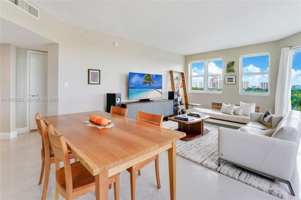 Turnberry Village South Tower, 19900 E Country Club Dr #702, Aventura, Florida 33180, image 3