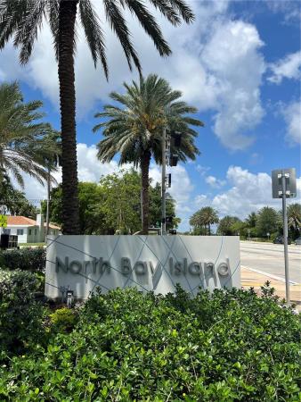 North Bay Island, 7601 Beachview Dr, North Bay Village, Florida 33141, image 1