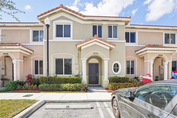 Towns At Seascape, 1006 SE 23rd Ave, Homestead, Florida 33035, image 1