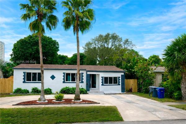 136 N Evergreen Dr, Lake Park, Florida 33403, image 1