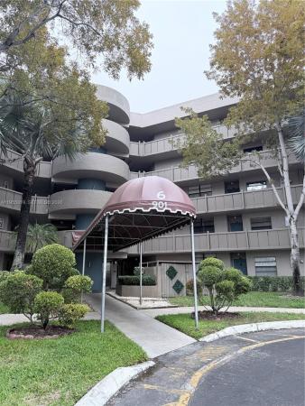 Colony Point, 901 Colony Point Cir #505, Pembroke Pines, Florida 33026, image 1