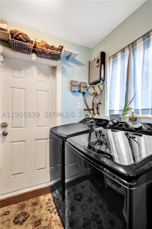 Fairfax Brolliar, 3640 SW 22nd St, Fort Lauderdale, Florida 33312, image 2
