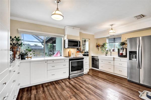 Fairfax Brolliar, 3640 SW 22nd St, Fort Lauderdale, Florida 33312, image 1