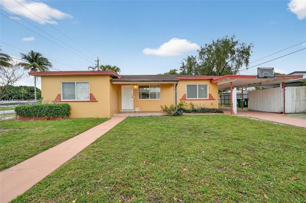 5700 NW 111th Ter, Hialeah, Florida 33012, image 1