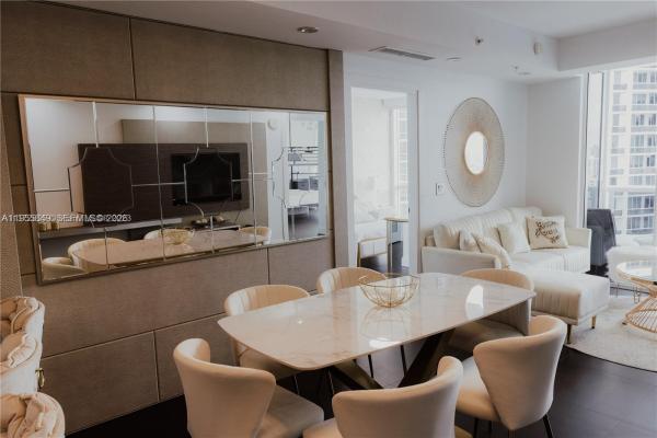 Trump Royale, 18201 Collins Ave #1507, Sunny Isles Beach, Florida 33160, image 1