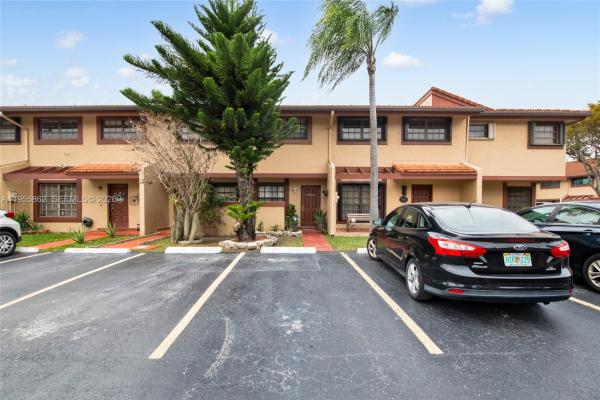 Miller Dreams, 5914 SW 133rd Ct, Kendale Lakes, Florida 33183, image 3