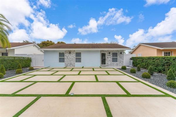 Bent Tree, 4321 SW 138th Ct, Kendale Lakes, Florida 33175, image 1