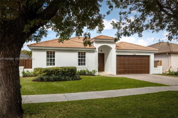 Garden Hills West, 15963 SW 99th Ln, Kendall, Florida 33196, image 2