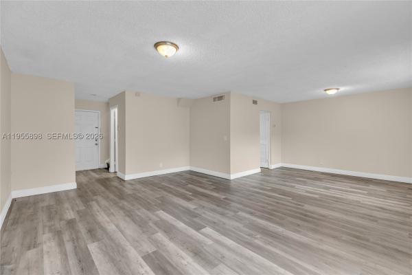 Venetian Gardens At Country Club Of Miami, 17901 NW 68th Ave #T-206, Hialeah, Florida 33015, image 2