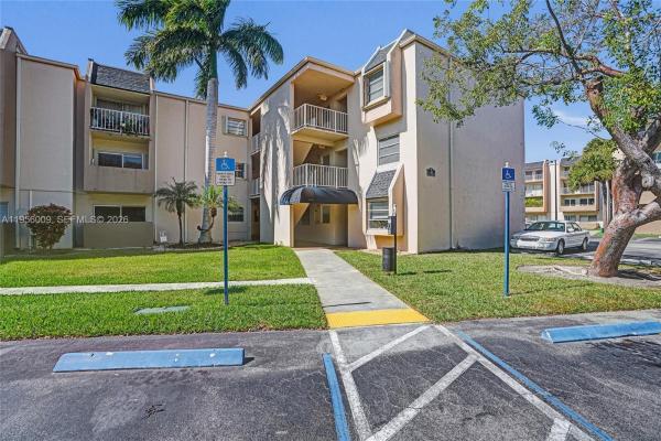 Kings Creek South, 7705 SW 86th St #B-307, Kendall, Florida 33143, image 1