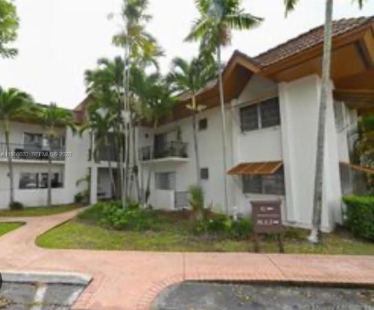 Kingston Square, 9402 SW 77th Ave #L8, Kendall, Florida 33156, image 2