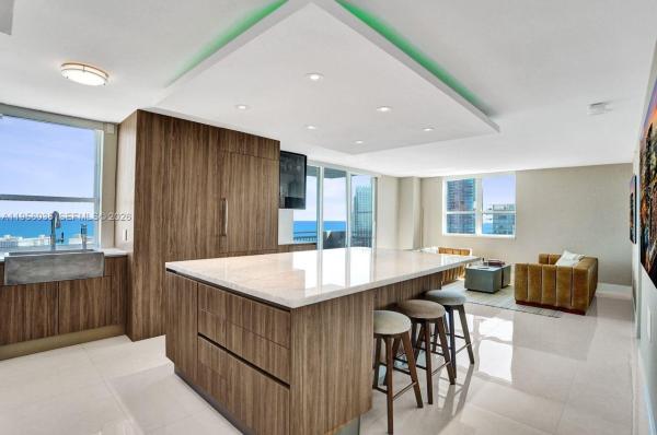 Yacht Club At Portofino, 90 Alton Rd #2701, Miami Beach, Florida 33139, image 1