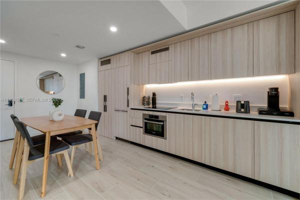 District 225 Miami, 225 N Miami Ave #1707, Miami, Florida 33128, image 1